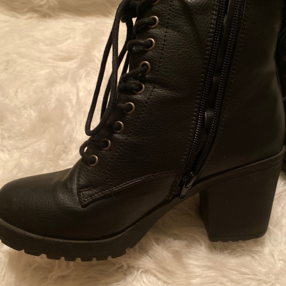 Boots - Picture 2 of 2